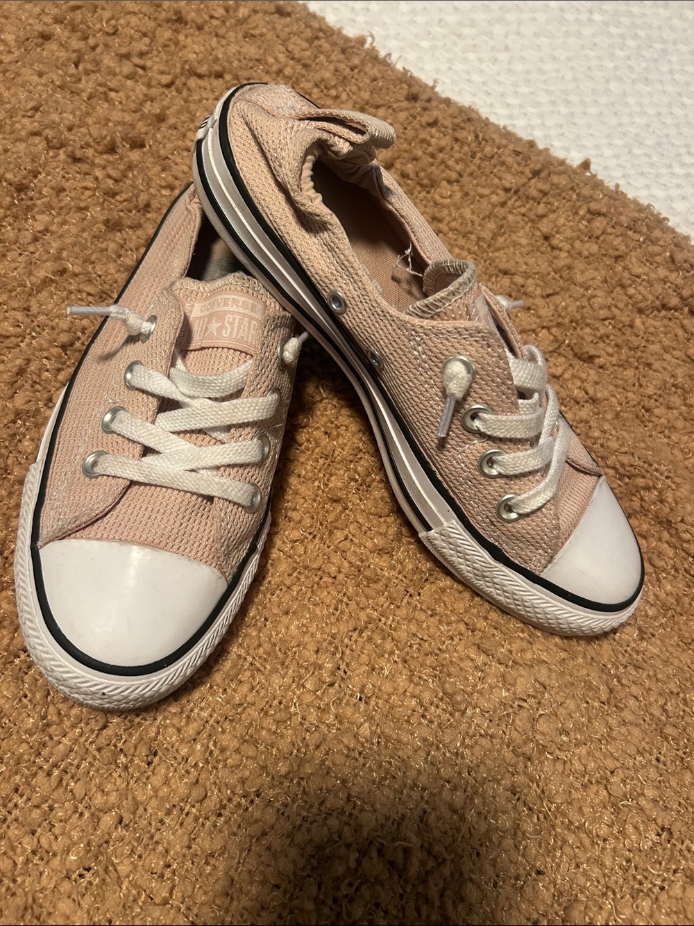 Used Converse Shoreline Pink Low-Top Canvas Sneakers